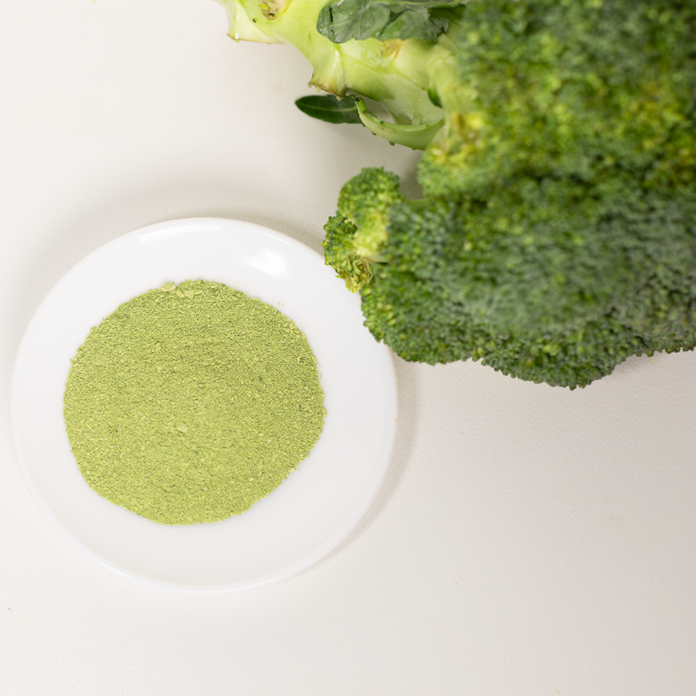 Broccoli powder for dog meal topper