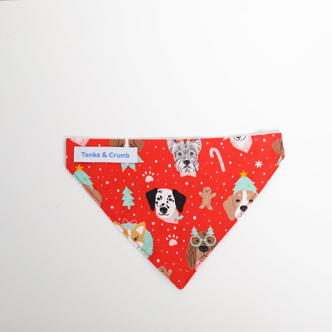 Dog bandana with dog print