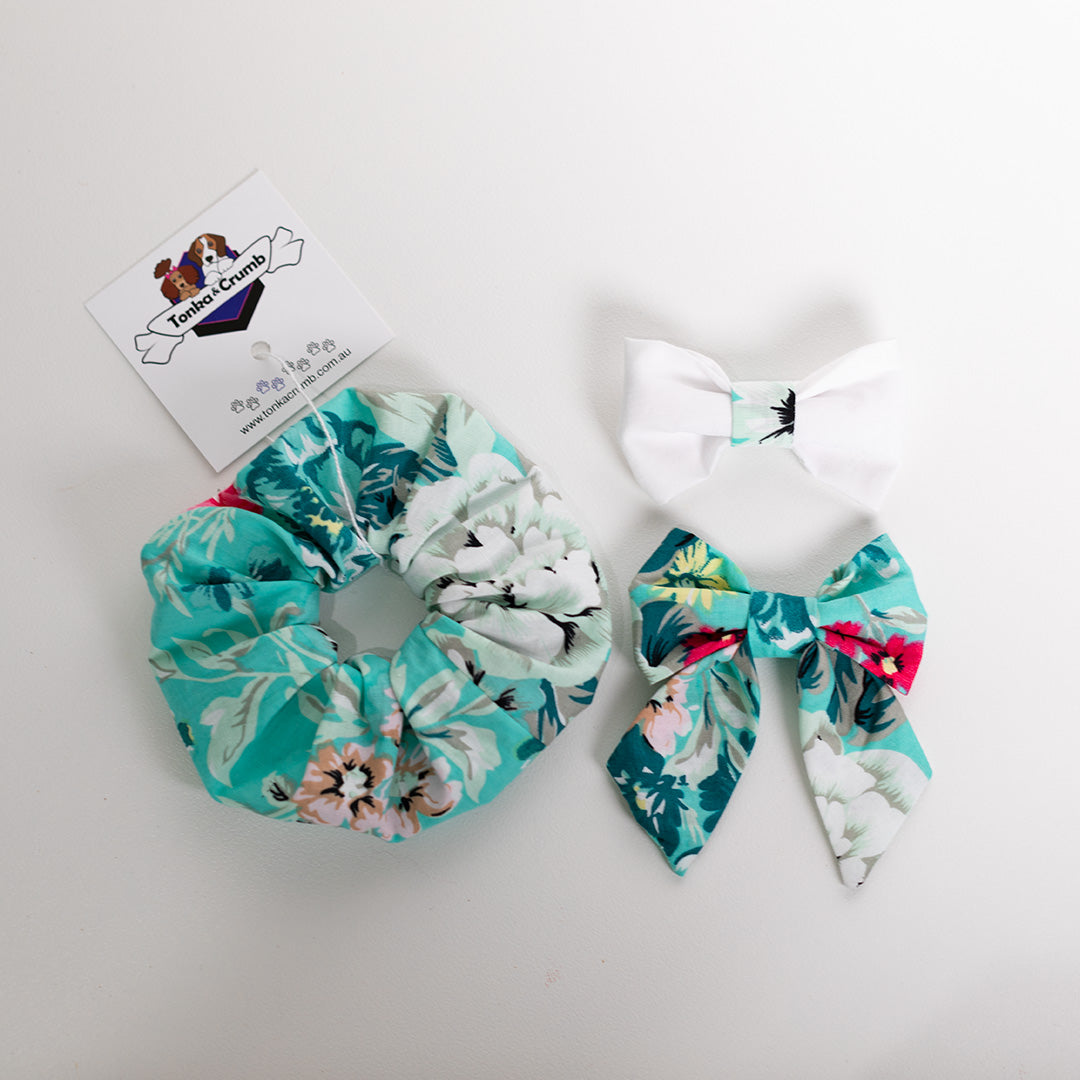 Scrunchie and bow set in floral and aquamarine